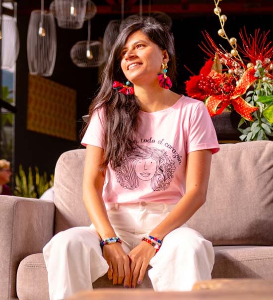 Camiseta rosada las Marías